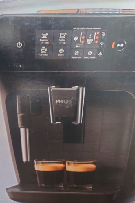 Продам новую кофеварку Phillips 1200