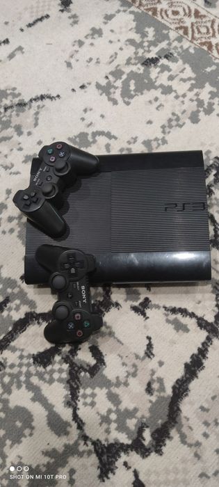 PlayStation 3 Super Slim 300гб.