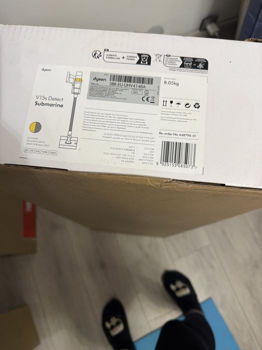 vand dyson v15 submarin