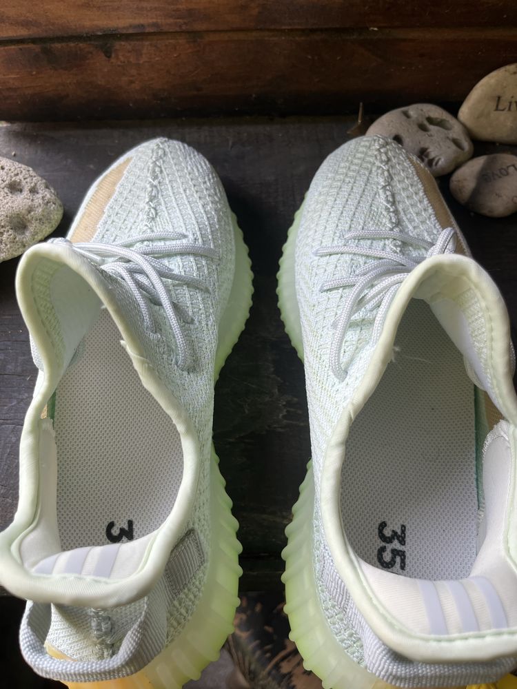 Adidas Yeezy Boost