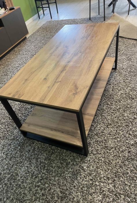 Стол для гостиной