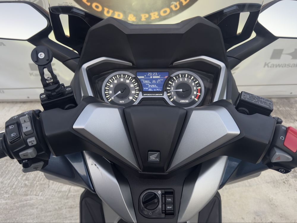 Honda Forza 300 2019