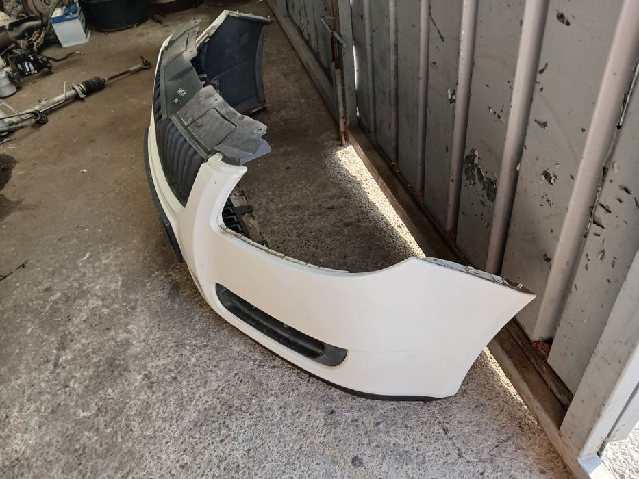 Предна броня Skoda Fabia