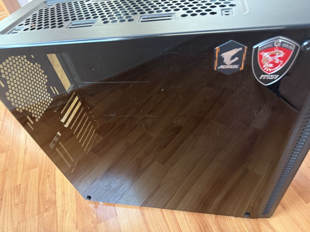 Корпус для компьютера AeroCool Quartz PRO