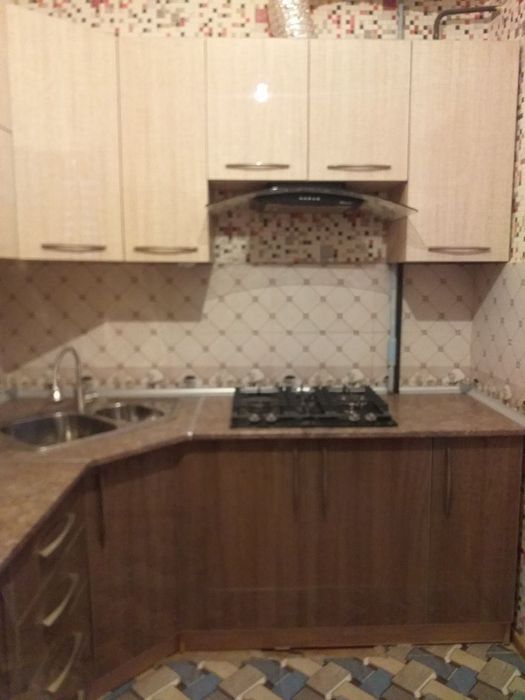 Хамма шароитга эга 3 хонами уй сотилади/ Продается 3х кв с удобствами