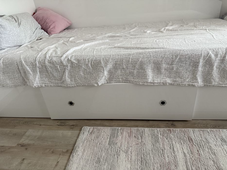 Mobilier MDF alb livrare în craiova