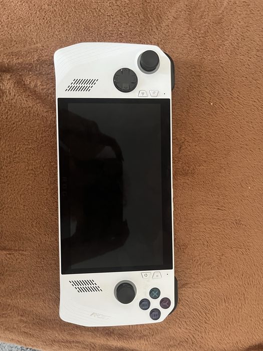 Consola Asus Rog Ally Z1 Extreme