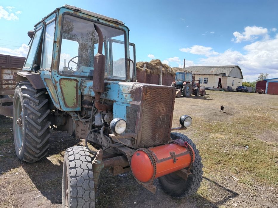 Продам трактор МТЗ 80 с оборудованием