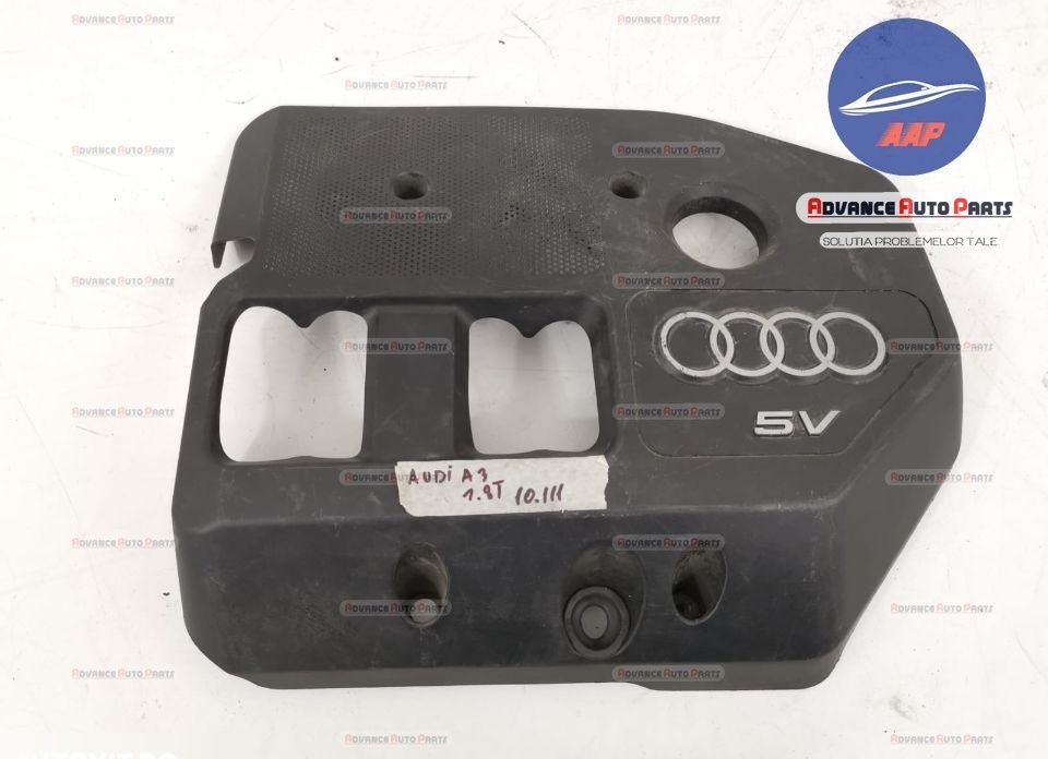 Капак на двигател 1.8 оригинален ауди а3 8л (фейслифт) / Audi A3 8L (f