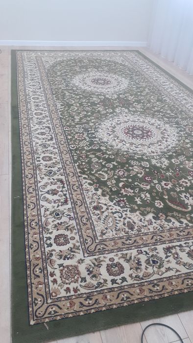 Кілем  сатылады.