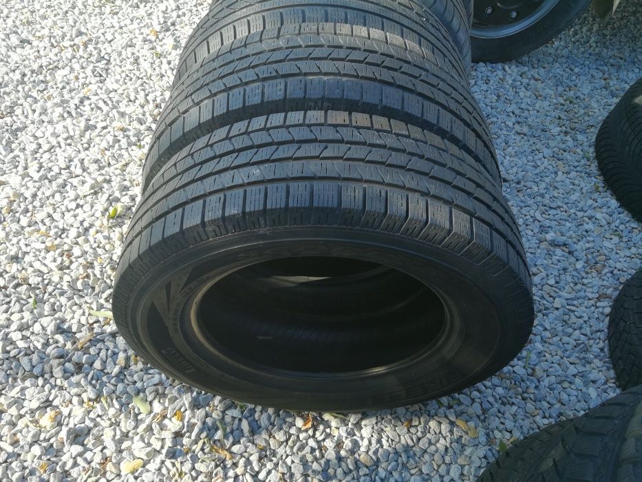 2 зимни гуми R17 225/65 Pirelli Scorpion Ice and Snow 102T M+S