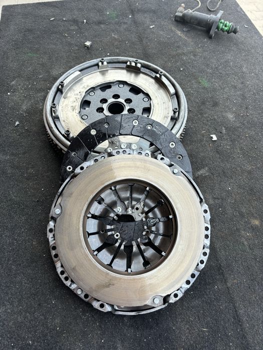 Kit ambreaj Volanta Renault Megane Scenic 1.5 dci 6 trepte