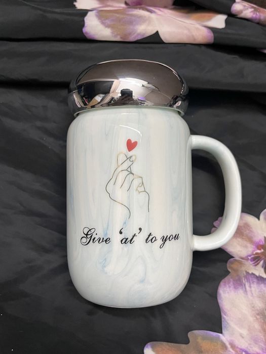 Милая кружка с крышкой