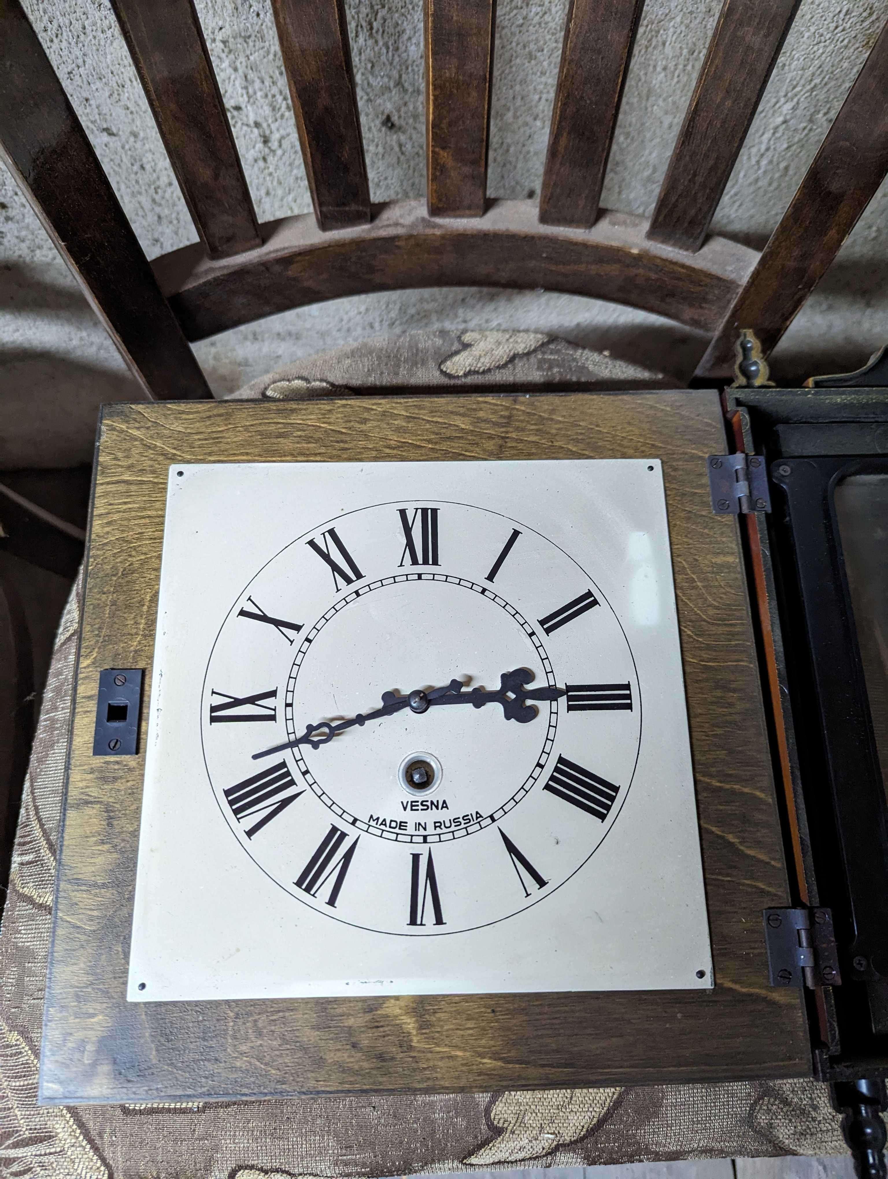 Старинен часовник Vesna