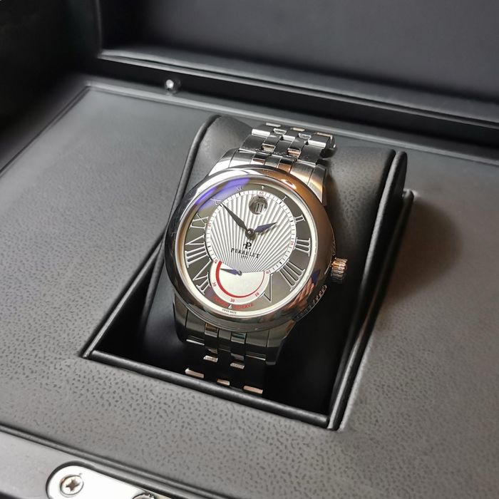 Часовник Perrelet  power reserve A1004