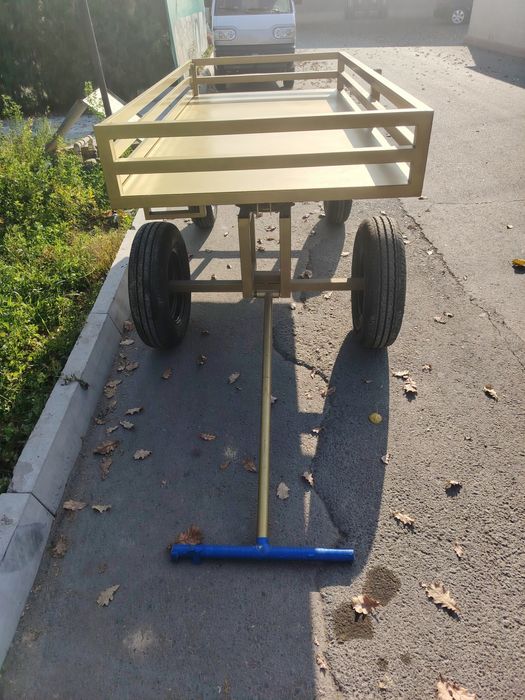 Arava sotiladi yangi skuter ham bor rasmi tepada