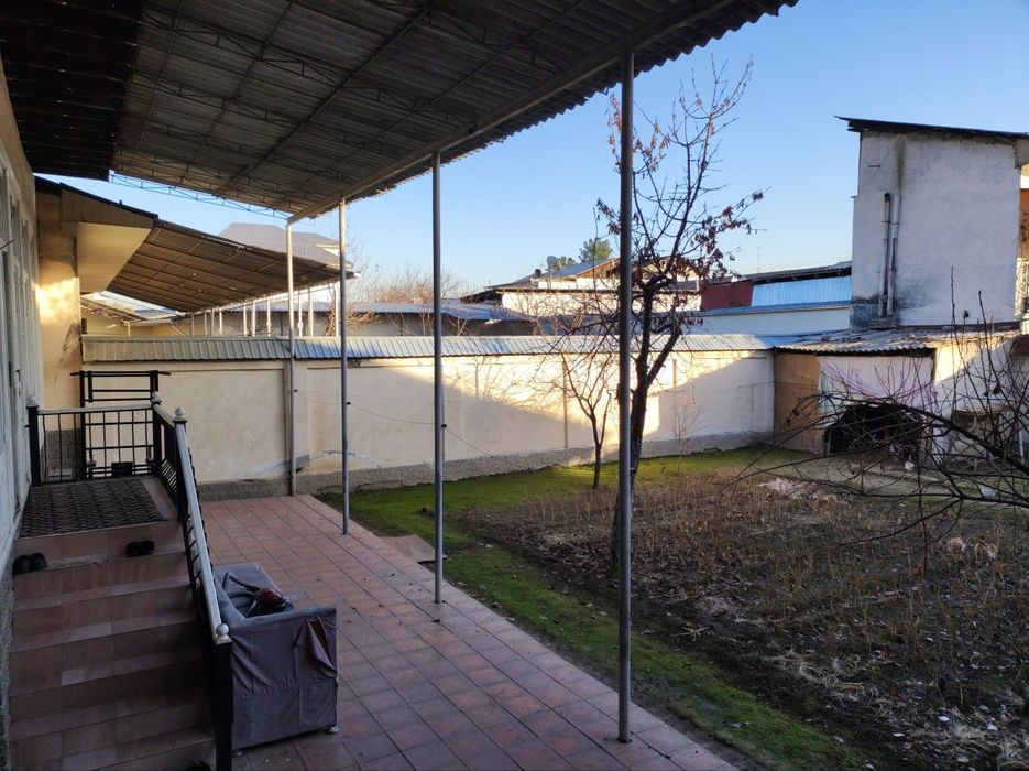 Uy sotiladi zudlik bilan