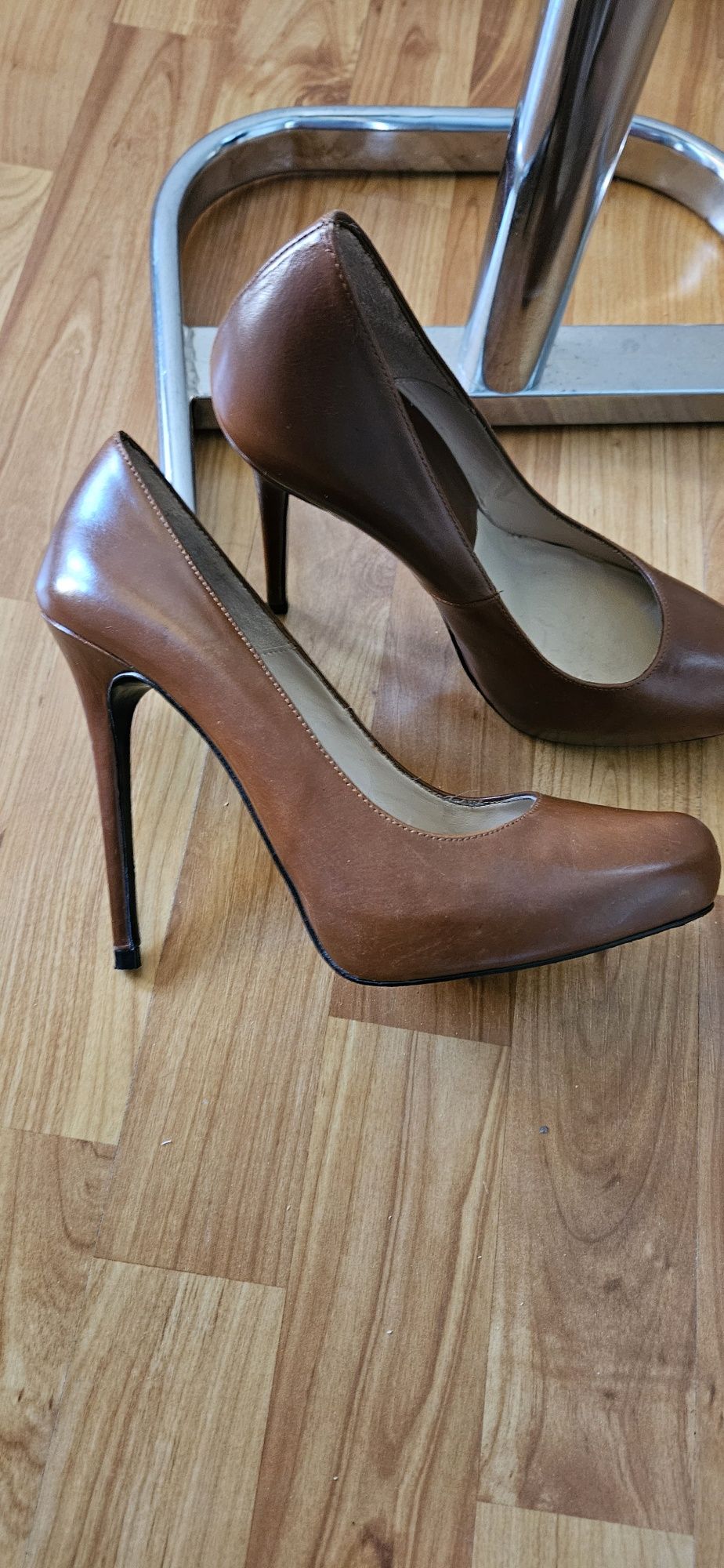 Pantofi cu toc Zara