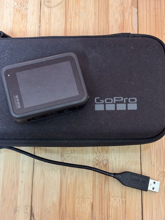 Go Pro Hero 11 cu Max lens