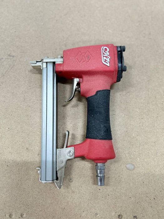 Продаётся пневматический мебельный степлер F30 | Mebel stapleri
