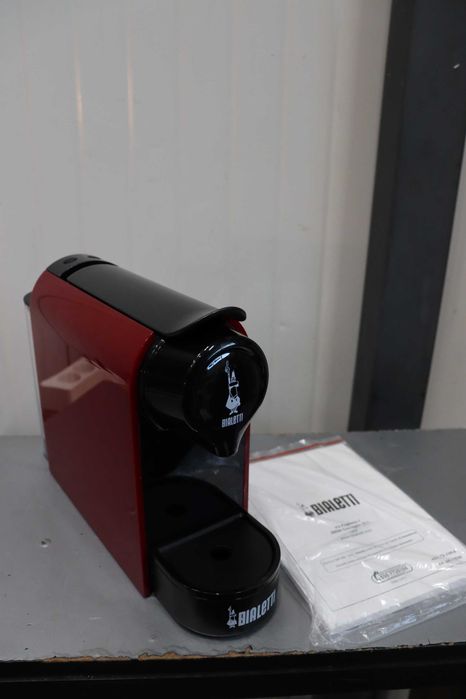 Кафемашина Bialetti Gioia, капсули, 1200W, червена, Енергиен клас A