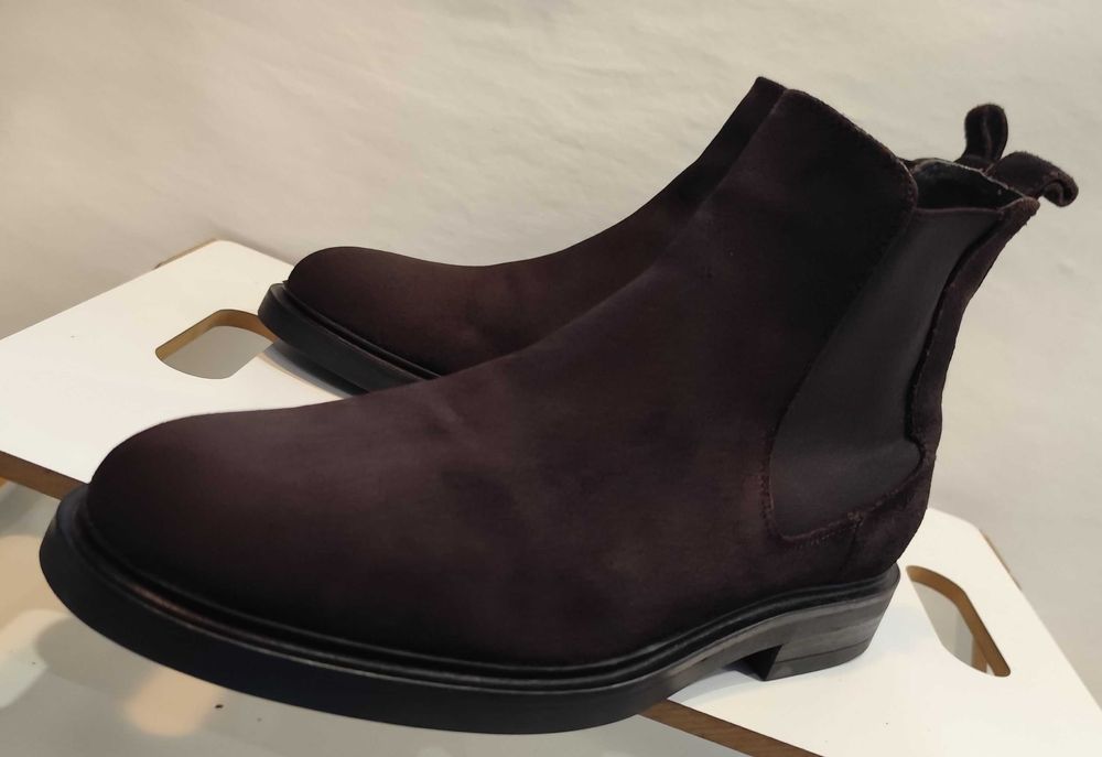 Ghete chelsea plain 41 Massimo Dutti piele naturala moale