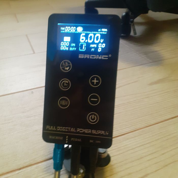 Sursa pt aparat de tatuat Hummingbird Bronc