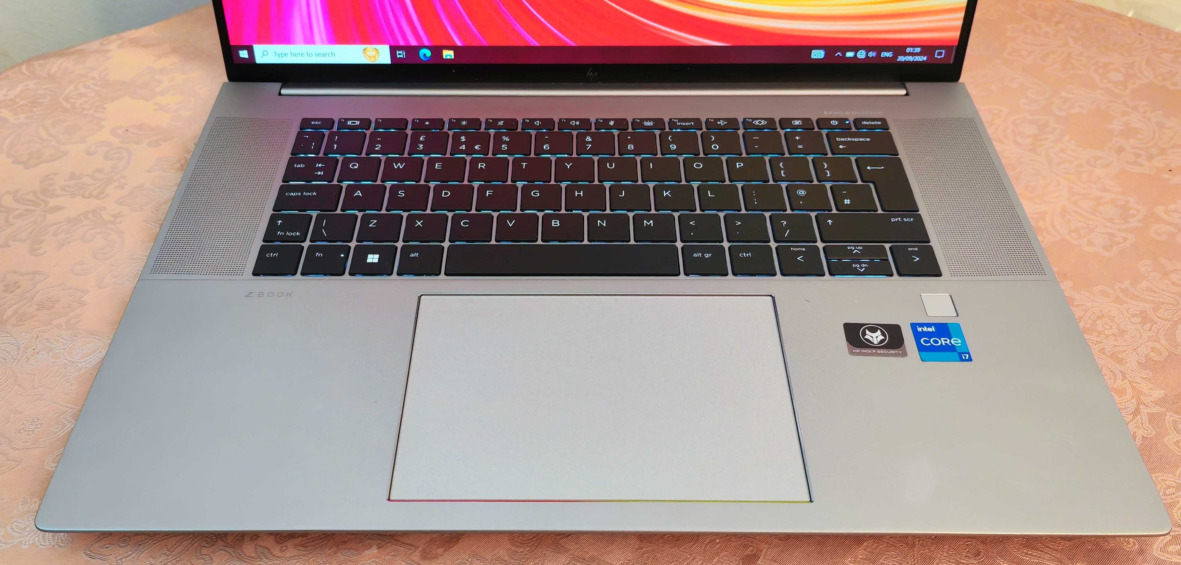 ZBook Studio 16/Intel Core i7-12700H/RTX A1000/16GB RAM/512 SSD/16 IPS