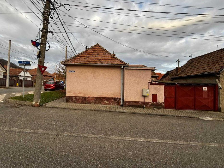 Casa de vanzare zona Stadionului