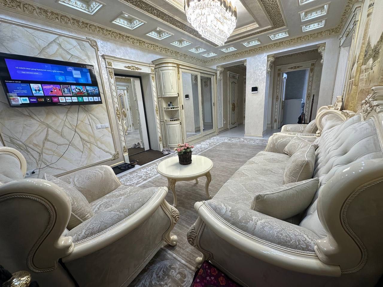 Паркентский завод шампанских вин
Golden house кирпичный дом