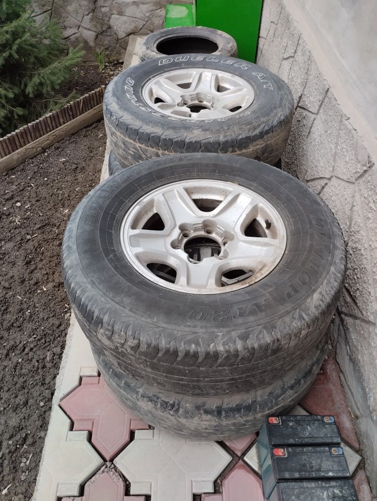 Продам диски с резиной