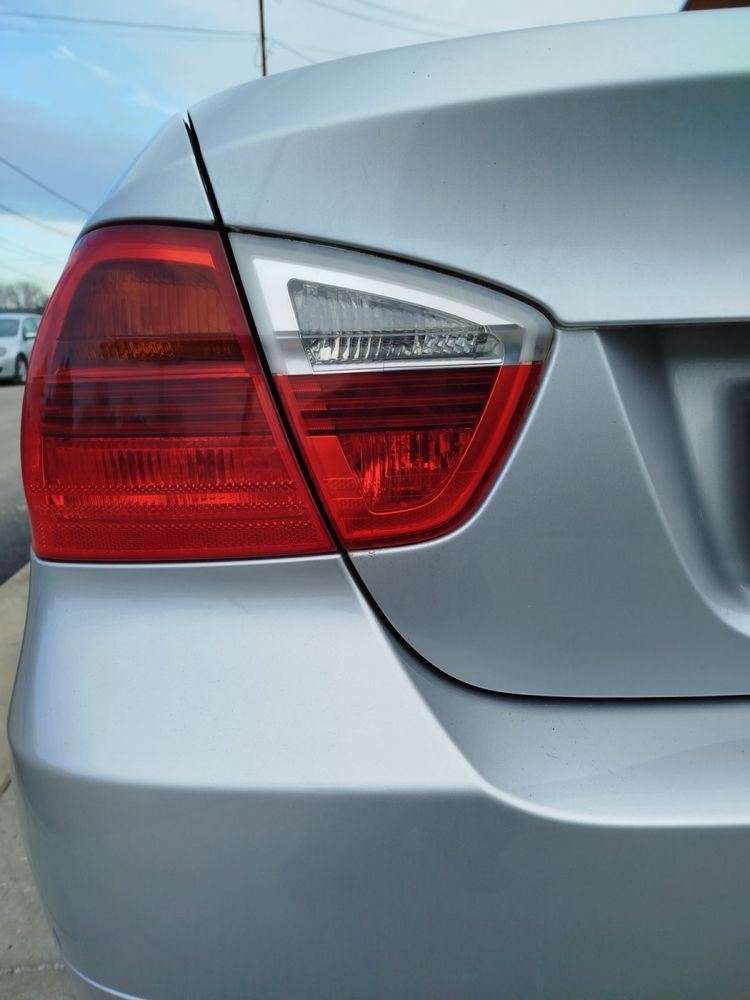 BMW 318D E90.  143кс 2008г