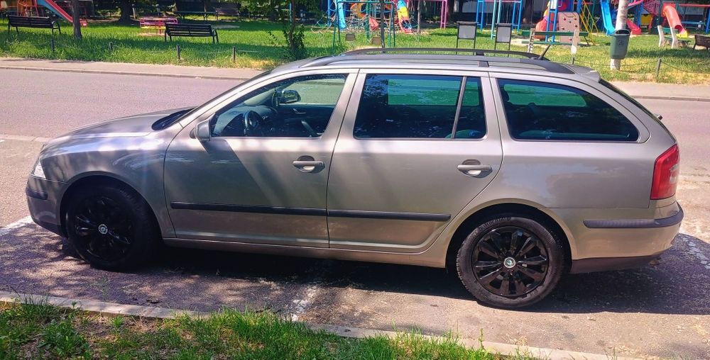 Skoda Octavia 2 Automata Trapă Xenon