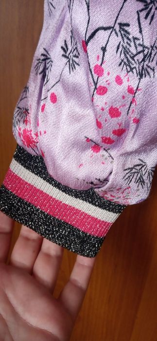 Geacă H&M cu motive florale