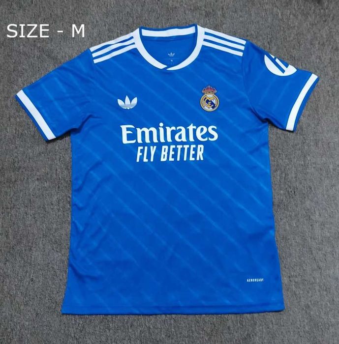 Тениски на Реал, Ливърпул, Милан, Байерн