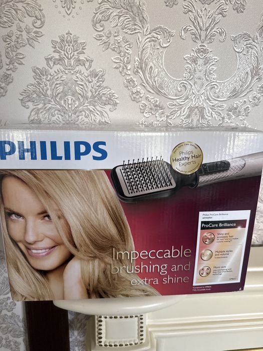 Фен-щетка Philips