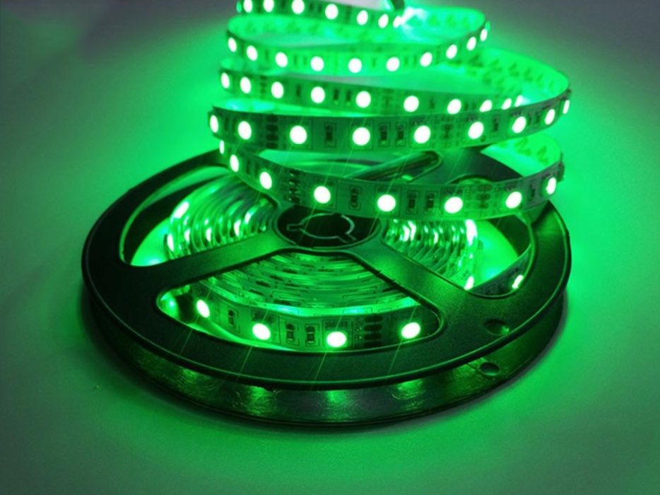 Banda Cu Led Rosie,Albastra,Verde,Alba ,Galbena