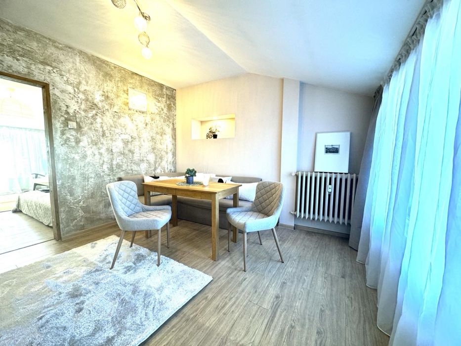 Три стаен Мансарден апартамент-кв. Оборище