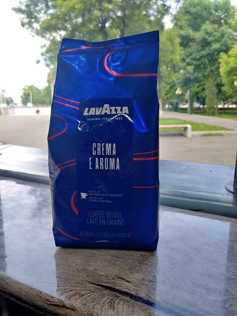 Продается кофе в зернах LavAzza и Bonomi