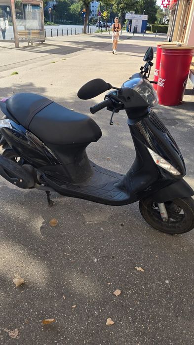 Scuter Piaggio ZIP 50