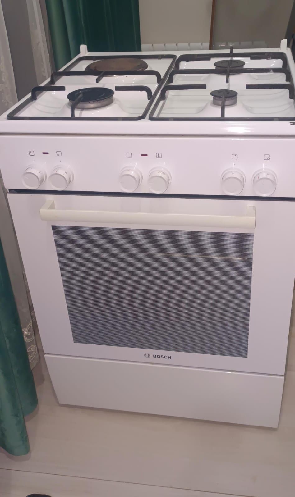 Продам Газовую плиту