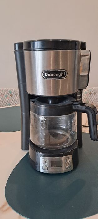 Продам кофеварку DeLonghi