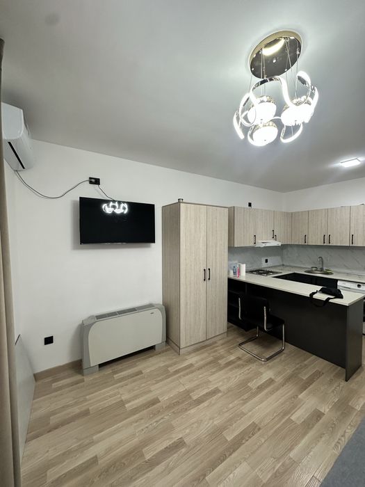 СРОЧНО Продается своя студия 28м2 . Ул. Махтумкули , ЖК Бешчинор