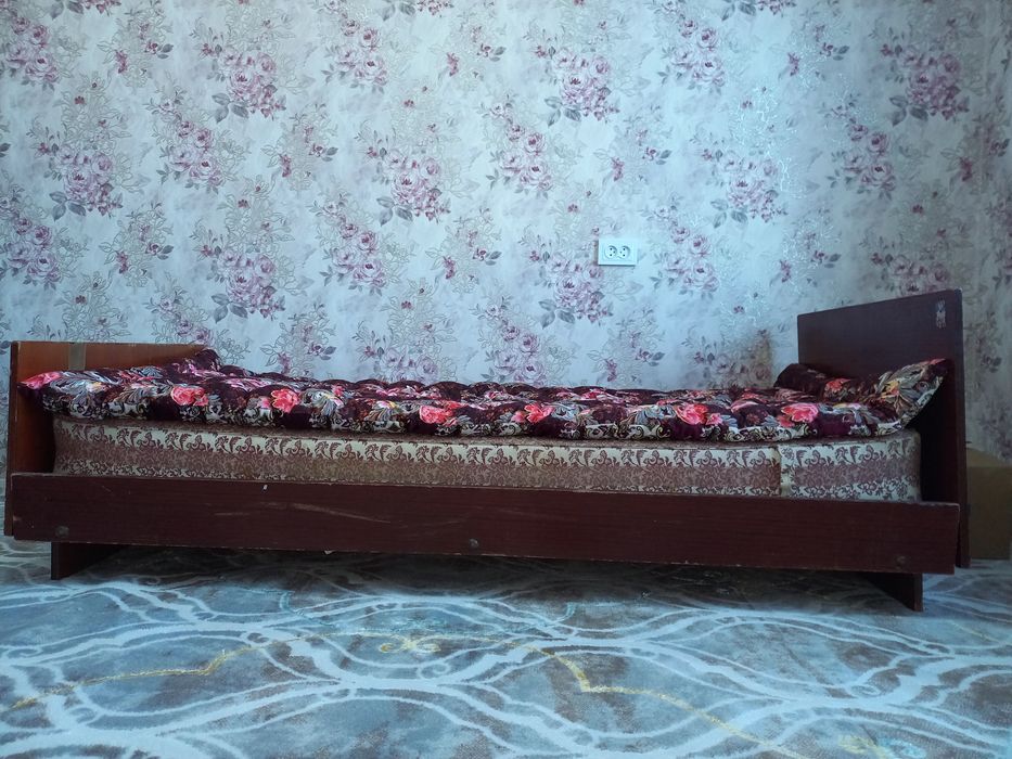 Кровать одноместный