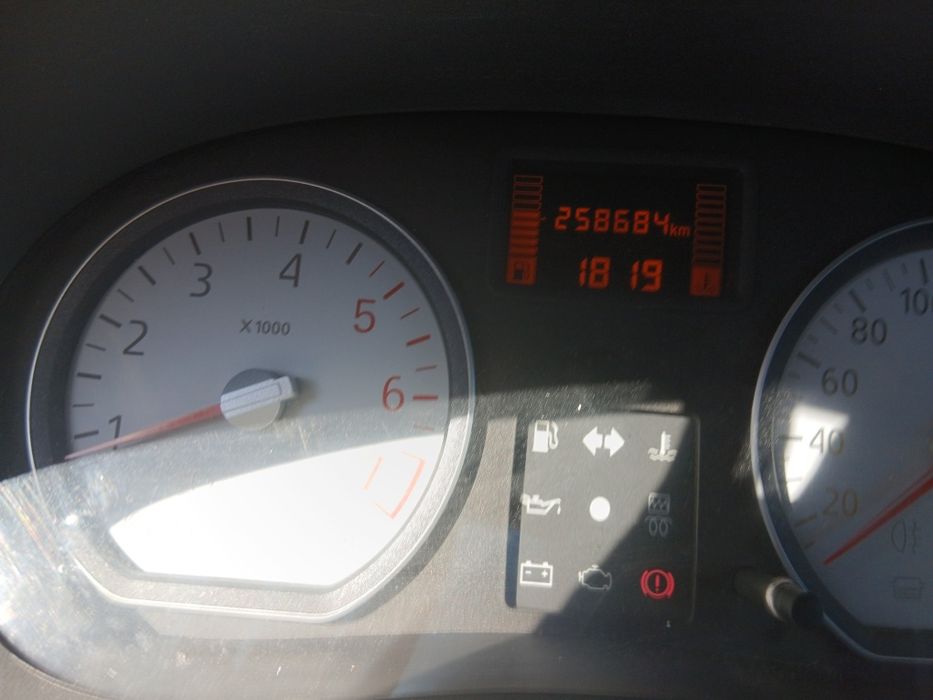 Dacia logan m  c  v