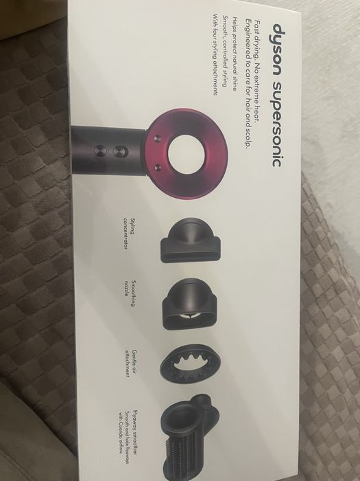 Фен Dyson supersonic