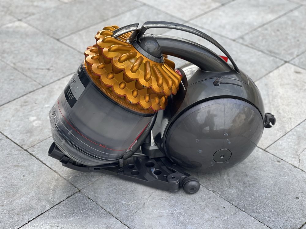 Прахосмукачка DYSON DC 52