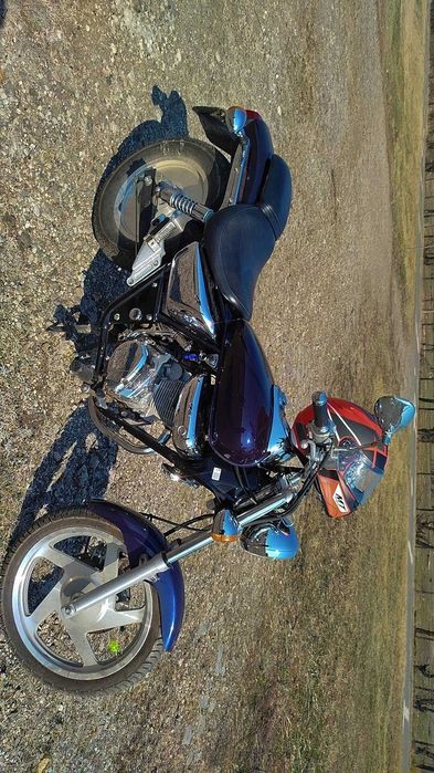 Vând urgent chopper de 125