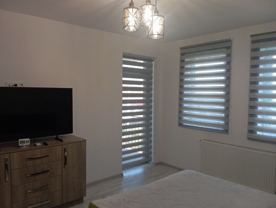 Închiriez garsonieră pe termen lung