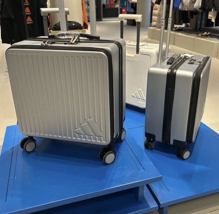 Adidas чемодан оригинал